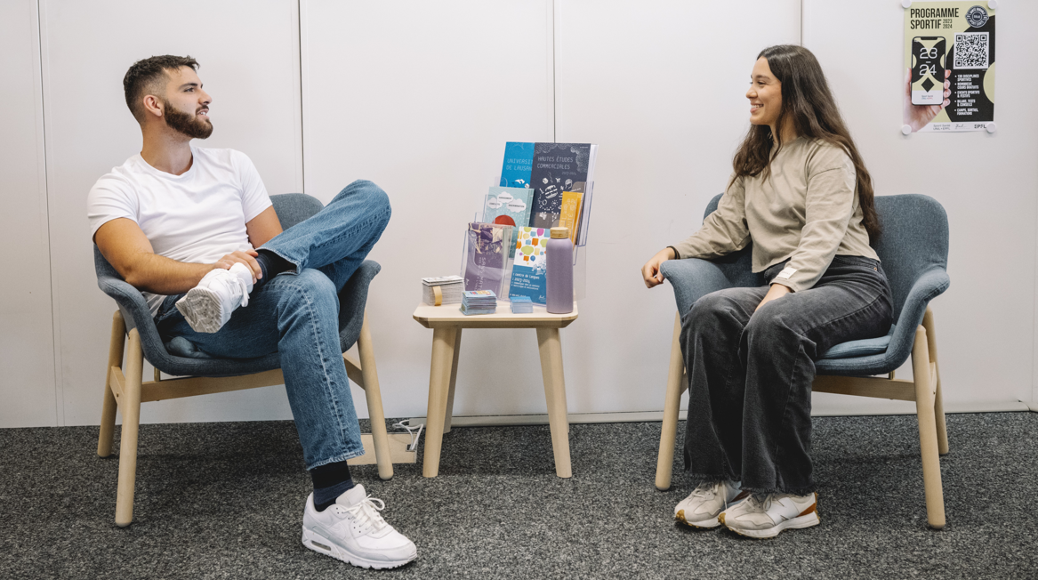 Visuel Étudiants Crm